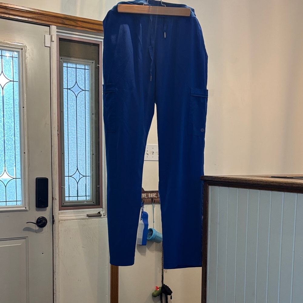 White Cross Fit Blue Athletic Top